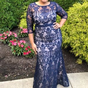 Sangria blue navy mermaid lace dress with sleeves